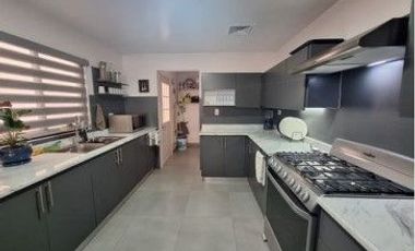 SE RENTA CASA AMUEBLADA RINCONADAS DEL VALLE