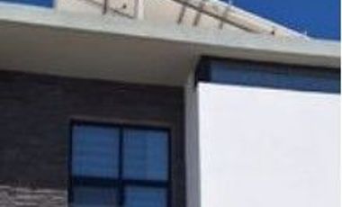 SE RENTA CASA AMUEBLADA RINCONADAS DEL VALLE