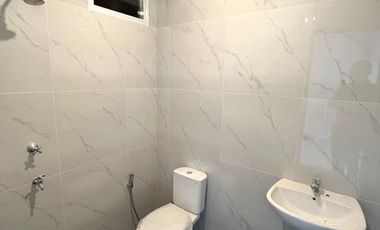 Commercial Office Building luas 600m Duren Sawit Jakarta Timur