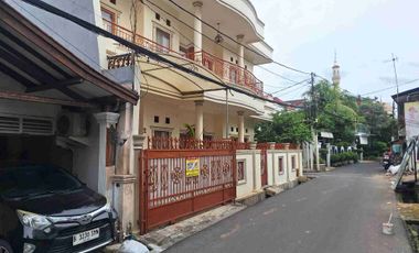 LANGKA!! RUMAH DI UTAN KAYU MATRAMAN