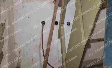 RUMAH MATRAMAN UTAN KAYU CASH ONLY