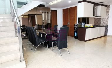 Dijual Apartemen Royale Springhill Kemayoran Penthouse Duplex Luas 335m2 #VR1157