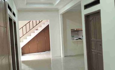 dijual rumah siap huni di pondok ungu permai Bekasi Utara