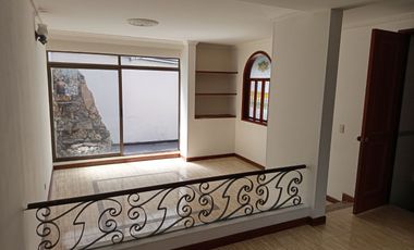 SE ARRIENDA HERMOSA CASA CONJUNTO REFUGIO DE RIO FRIO