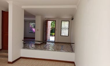 SE ARRIENDA HERMOSA CASA CONJUNTO REFUGIO DE RIO FRIO