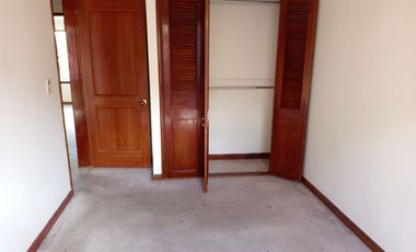 SE ARRIENDA HERMOSA CASA CONJUNTO REFUGIO DE RIO FRIO