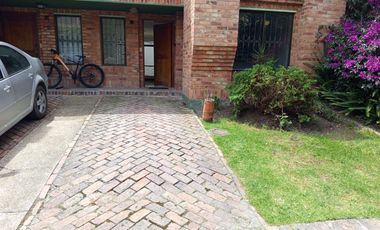 SE ARRIENDA HERMOSA CASA CONJUNTO REFUGIO DE RIO FRIO