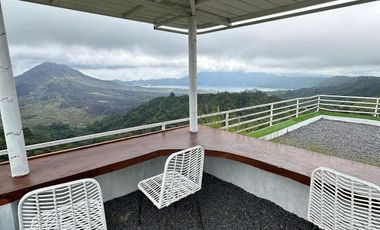 Dijual: Hotel & Restoran 6 Lantai dengan Pemandangan Danau dan Gunung Batur — Penelokan, Kintamani, Bali