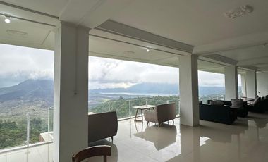 Dijual: Hotel & Restoran 6 Lantai dengan Pemandangan Danau dan Gunung Batur — Penelokan, Kintamani, Bali