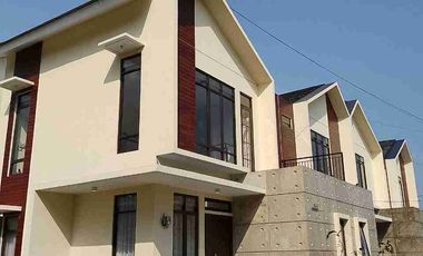 RUMAH CANTIK DI BHAYANGKARA KOTA SUKABUMI