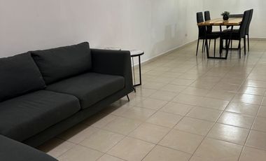 CASA EN RENTA SEMI-AMUEBLADA - COL PASEO DE SAN MIGUEL