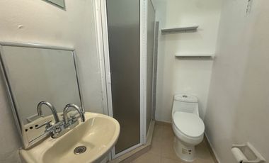 CASA EN RENTA SEMI-AMUEBLADA - COL PASEO DE SAN MIGUEL