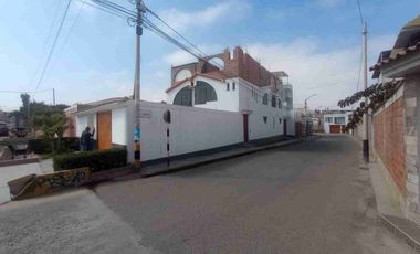 SE VENDE CASA COMERCIAL