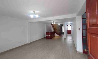 SE VENDE CASA COMERCIAL