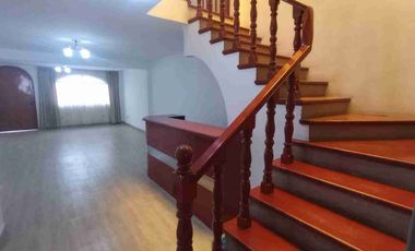 SE VENDE CASA COMERCIAL