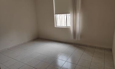 AMPLIO DEPARTAMENTO EN RENTA EN MITRAS SUR