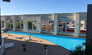 Arriendo amplio commodo  departamento en Valparaíso, Marzo a Diciembre 3 dormitorios,2 baños 1 Estacionamiento $ 650.0000, + gastos comunes $ 120.000