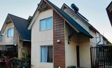 ARRIENDO CASA EN LOMAS COLORADAS, SAN PEDRO DE LA PAZ