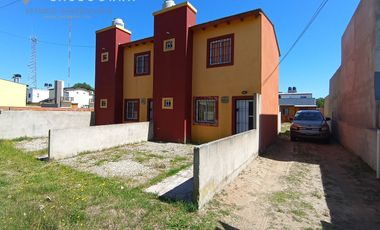 CHALET A ESTRENAR EN VENTA - CONJUNTO DE 6 UNIDADES