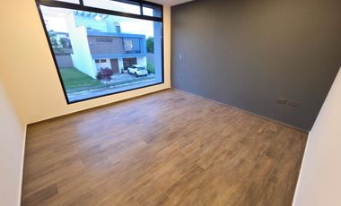 Casa en Venta – Parque Sinaloa, Lomas de Angelópolis