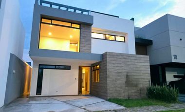 Casa en Venta – Parque Sinaloa, Lomas de Angelópolis