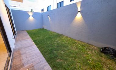 Casa en Venta – Parque Sinaloa, Lomas de Angelópolis