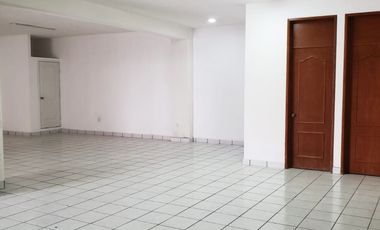 LOCAL 6-7 PLAZA MONARCA EN RENTA ATLACOMULC, MEXICO