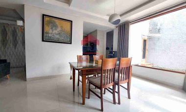 disewakan rumah luas siap cipedes sukajadi