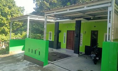 Dijual rumah murah area pasar sidorejo baru