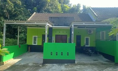 Dijual rumah murah area pasar sidorejo baru