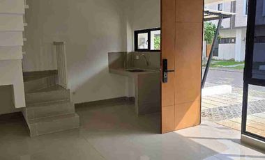 Di Sewakan Rumah Cluster Wimbledon AC 1 UNIT lokasi Jababeka
