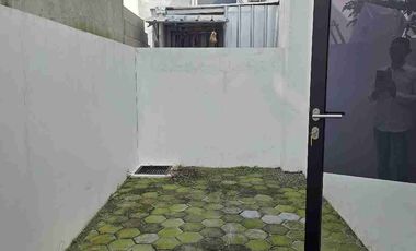 Di Sewakan Rumah Cluster Wimbledon AC 1 UNIT lokasi Jababeka