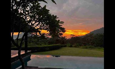 a daily Villa for Sale at Tebola Sidemen Traditional Village Karangasem Bali