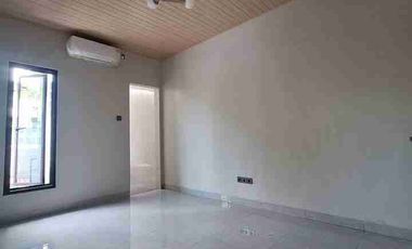 Rumah ada mezzanine baru gress gn salak kerobokan dkt bali kidy school