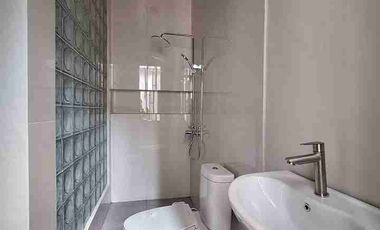 Rumah ada mezzanine baru gress gn salak kerobokan dkt bali kidy school