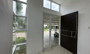 Dijual rumah arsitek 2 lantai Summer Meadow Citragrand City Palembang