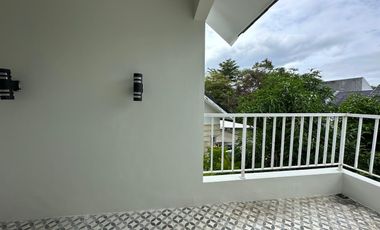 Dijual rumah arsitek 2 lantai Summer Meadow Citragrand City Palembang