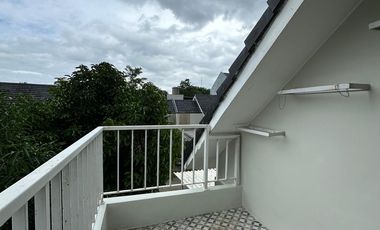 Dijual rumah arsitek 2 lantai Summer Meadow Citragrand City Palembang