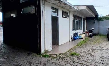 Lahan Luas Ex Car Wash di Petukangan Selatan Jaksel