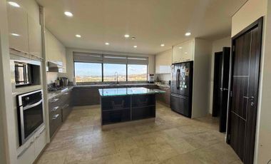 DEPA EN RENTA NEWCITY 3 RECAMARAS 280metros