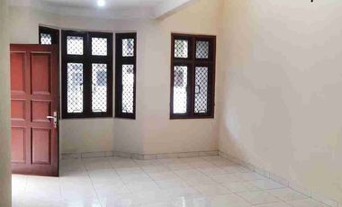 Dijual Rumah Bagus Siap Huni di Pondok Indah