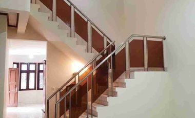 Dijual Rumah Bagus Siap Huni di Pondok Indah