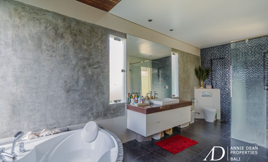 FREEHOLD VILLA CLOSE TO AN AUSTRALIAN INTERNATIONAL SCHOOL