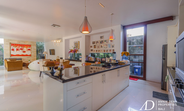 FREEHOLD VILLA CLOSE TO AN AUSTRALIAN INTERNATIONAL SCHOOL