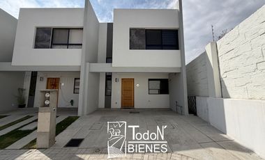 CASA EN RENTA, Parque Santorini, Lomas de Angelópolis Cascatta