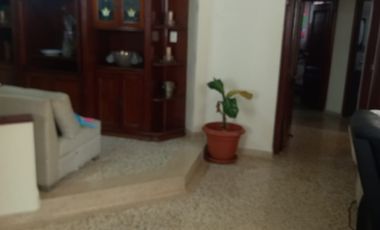 VENDO HERMOSO APARTAMENTO  EN EL BARRIO  VILLA  COUNTRY BARRANQUILLA CON ÁREA DE 120MTS  3ER PISO CON ASCENSOR