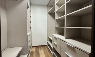 HERMOSO Y COMODE DEPARATEMETO EN VITACURA