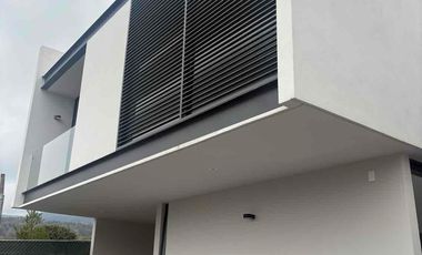 CASA EN VENTA EN EL EDEN LÓPEZ MATEOS SUR GALERÍAS SANTA ANITA