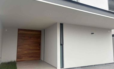 CASA EN VENTA EN EL EDEN LÓPEZ MATEOS SUR GALERÍAS SANTA ANITA