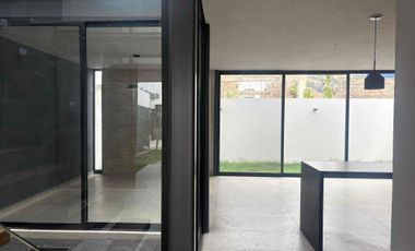 CASA EN VENTA EN EL EDEN LÓPEZ MATEOS SUR GALERÍAS SANTA ANITA